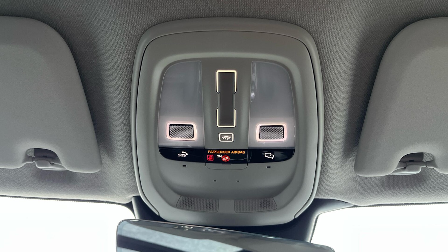 Used Volvo XC40 2024 for sale - 76992698: Photo 26