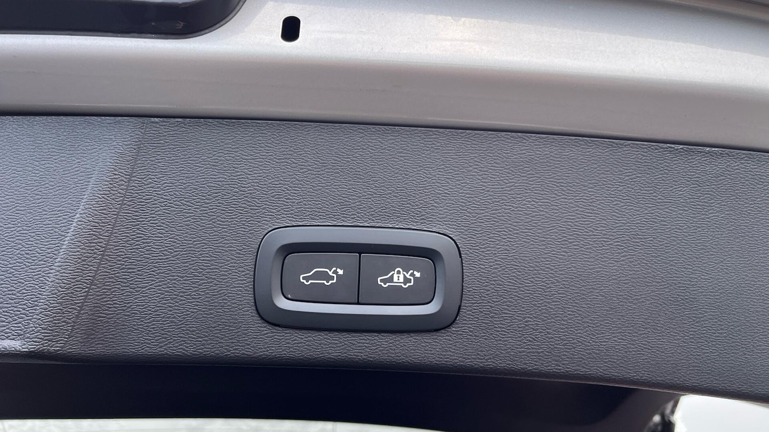 Used Volvo XC40 2024 for sale - 76992698: Photo 33