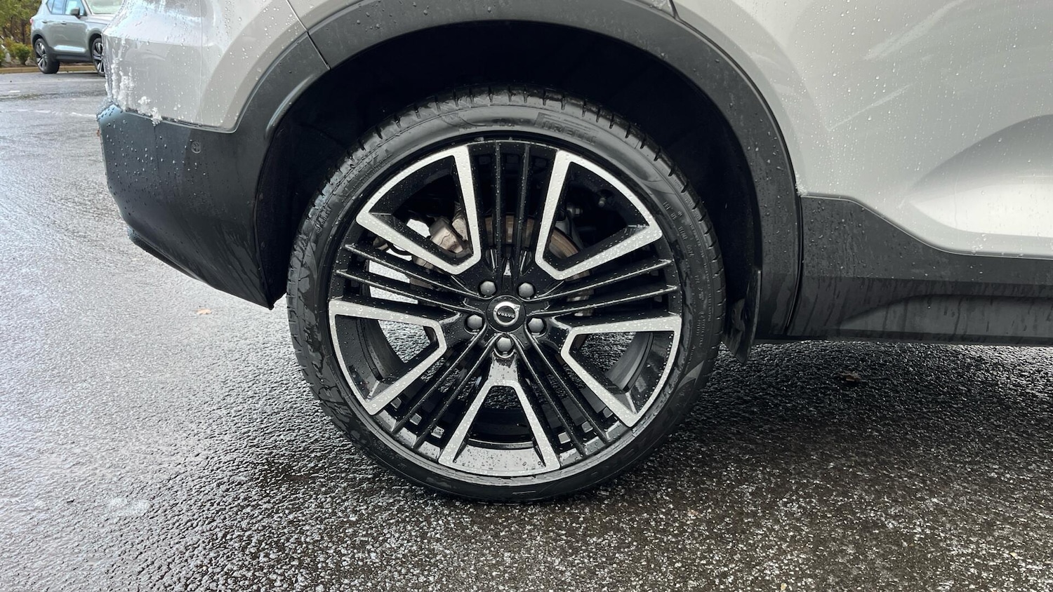 Used Volvo XC40 2024 for sale - 76992698: Photo 39