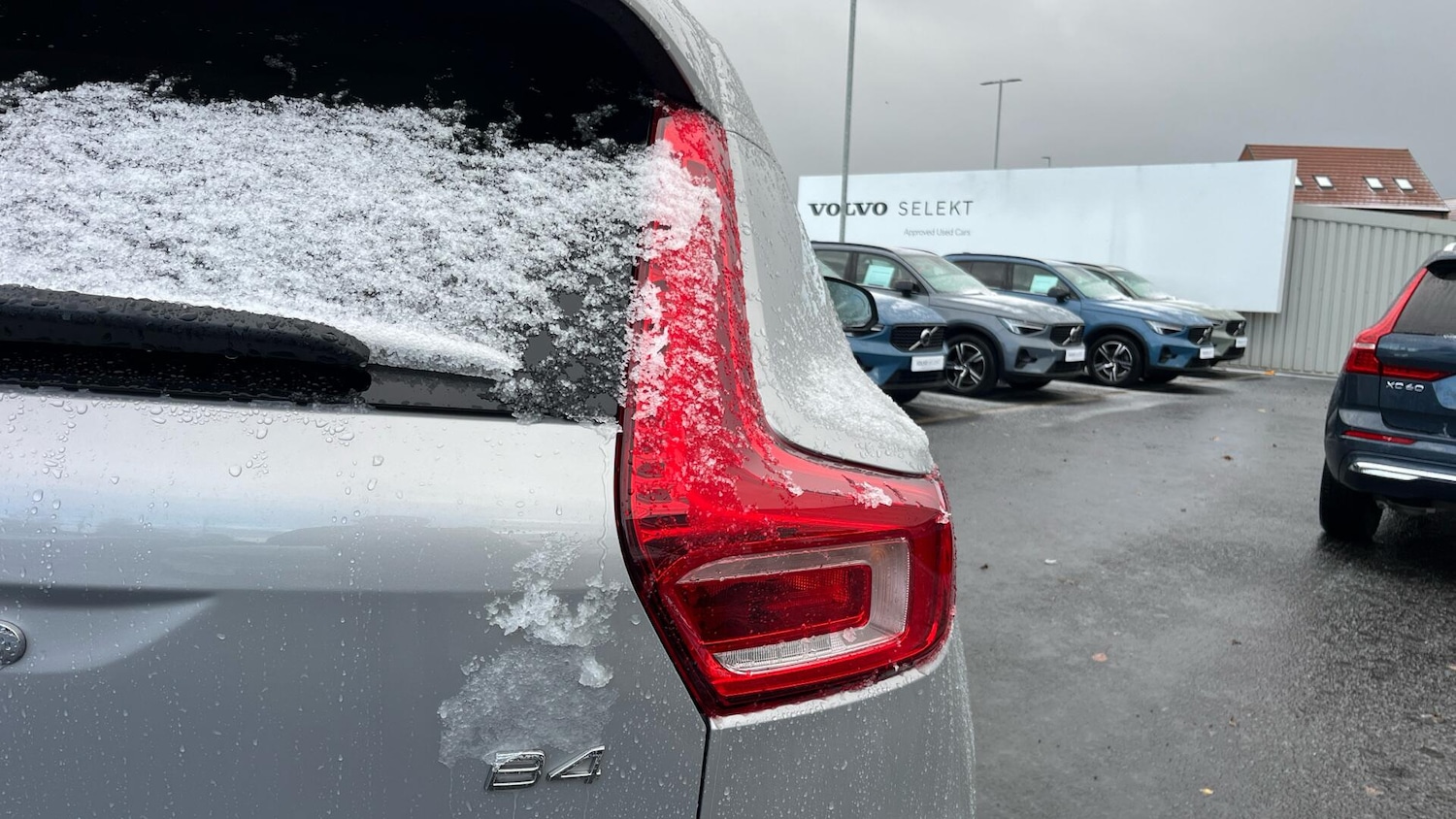 Used Volvo XC40 2024 for sale - 76992698: Photo 45