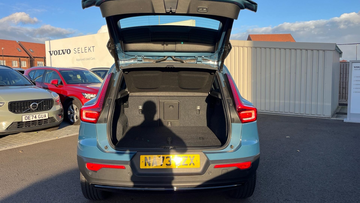 Used Volvo XC40 2023 for sale - 76898586: Photo 13