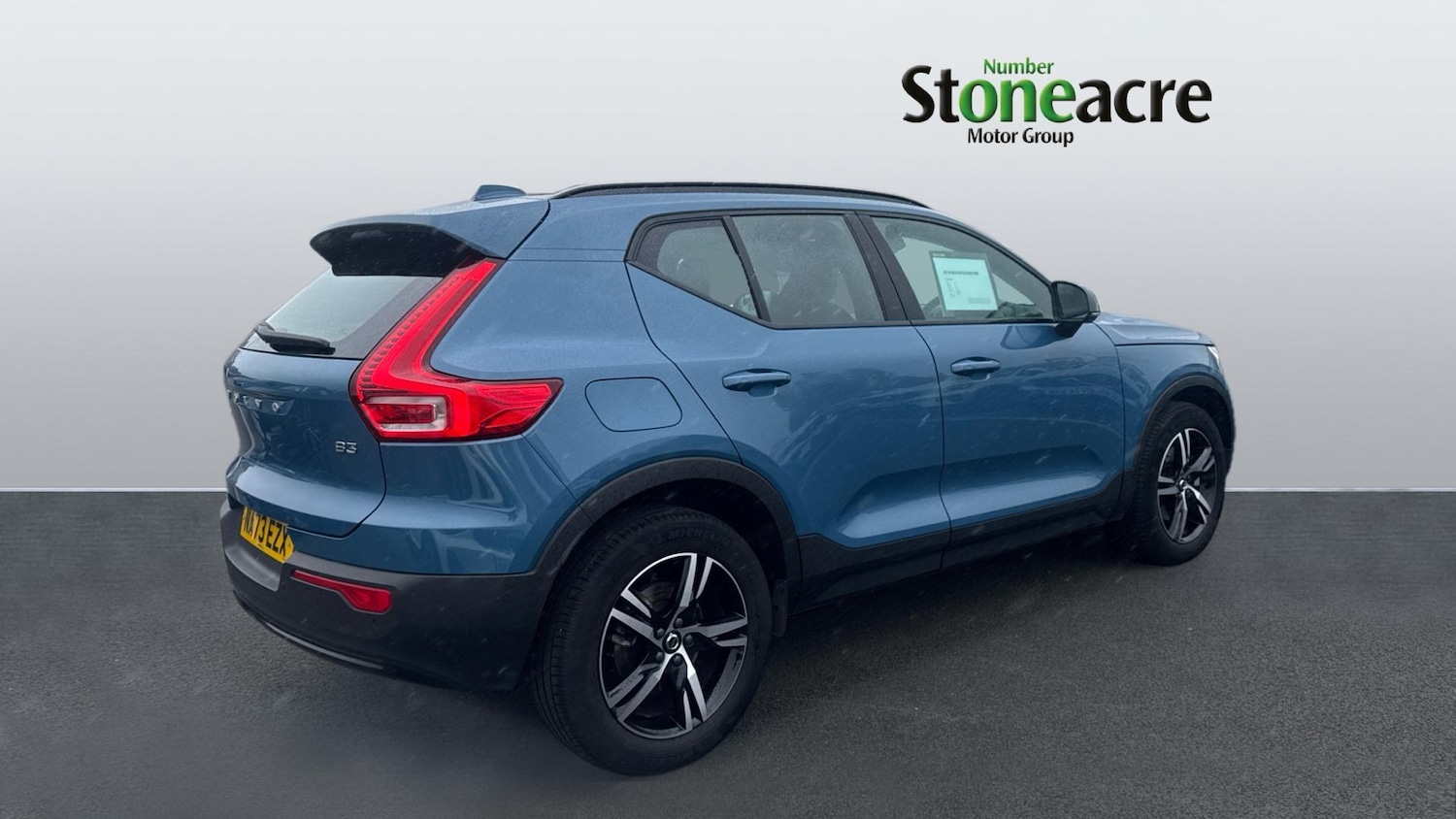 Used Volvo XC40 2023 for sale - 76898586: Photo 2
