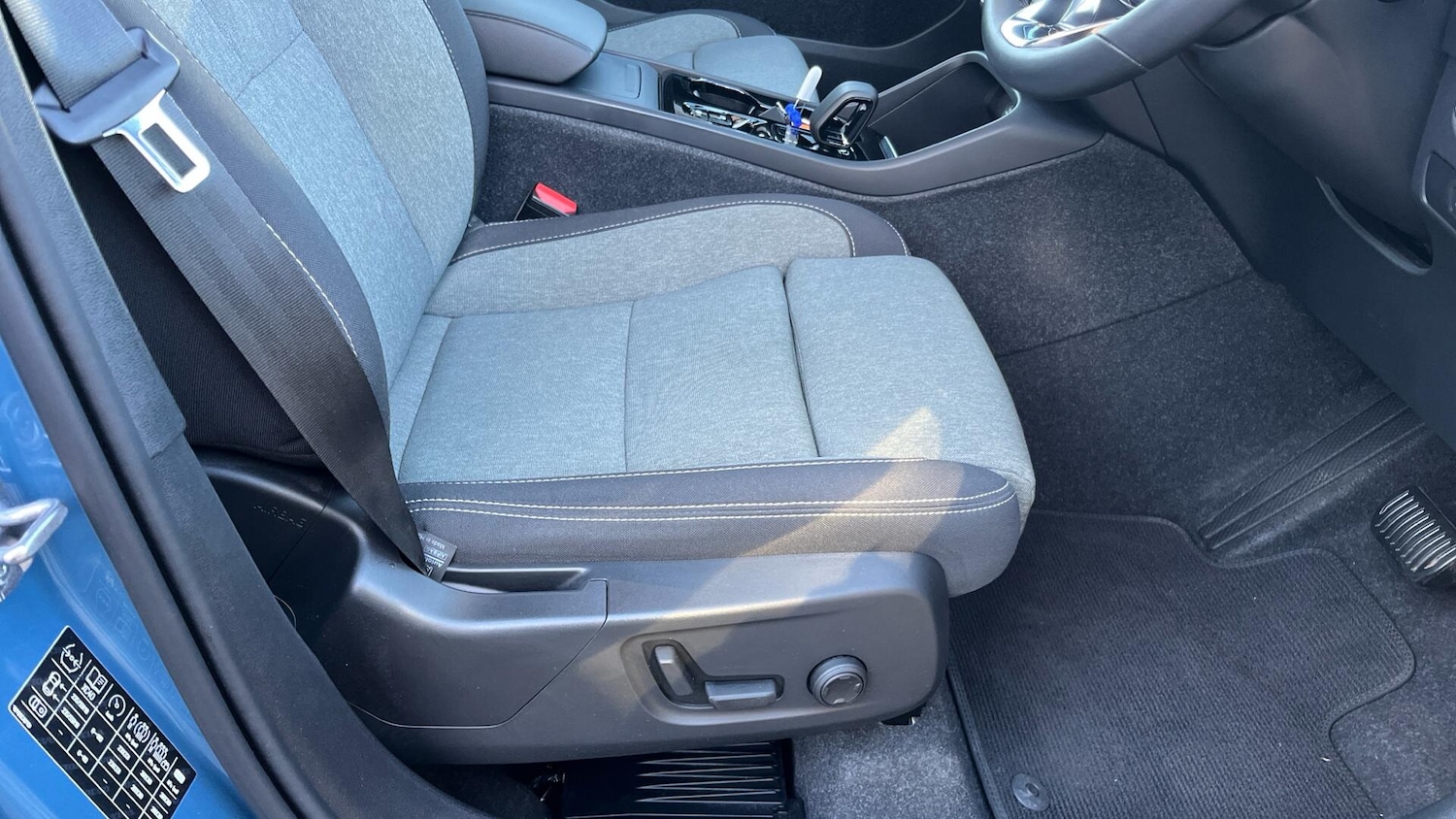 Used Volvo XC40 2023 for sale - 76898586: Photo 28