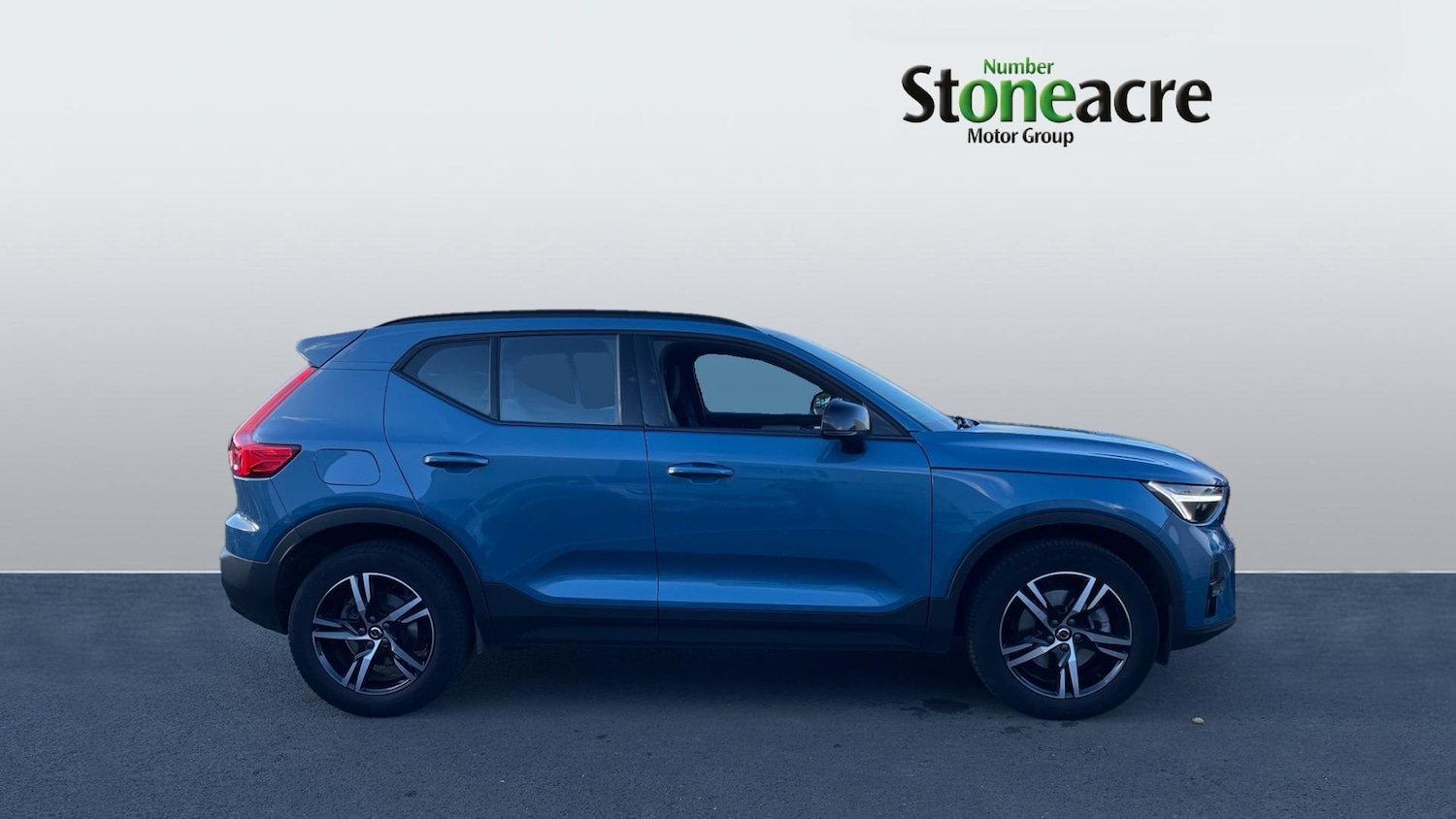 Used Volvo XC40 2023 for sale - 76898586: Photo 3