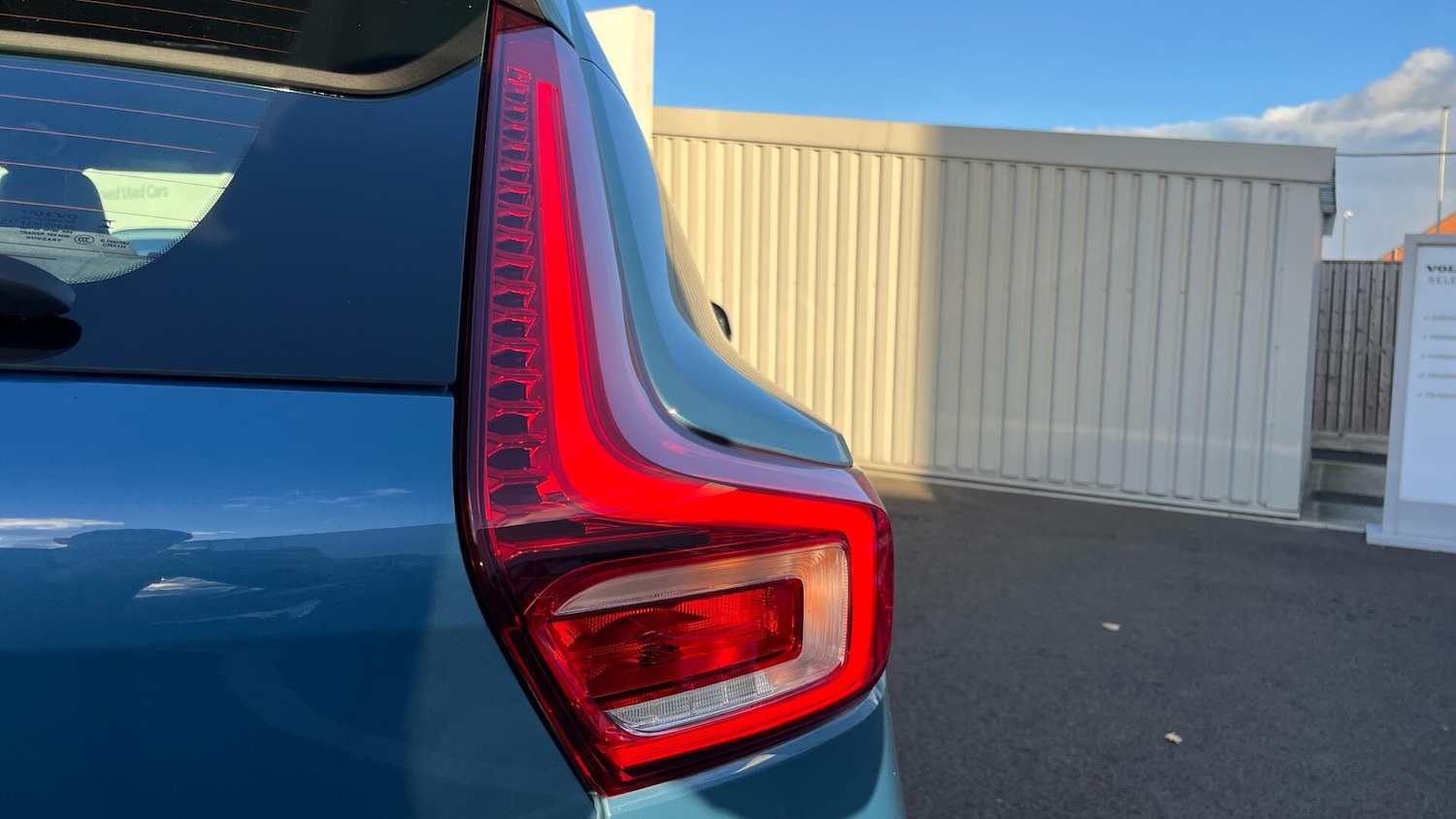 Used Volvo XC40 2023 for sale - 76898586: Photo 35