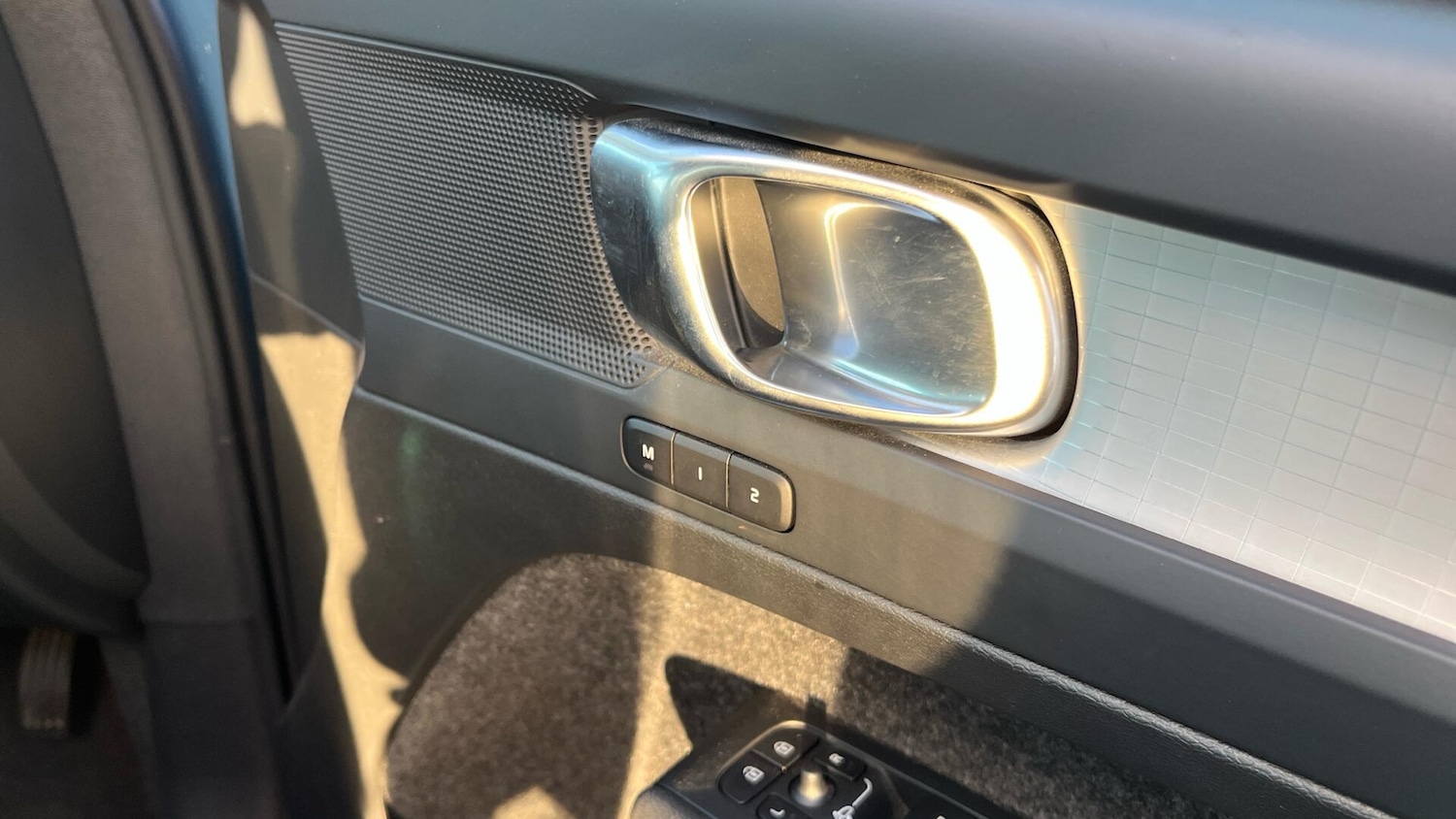 Used Volvo XC40 2023 for sale - 76898586: Photo 46