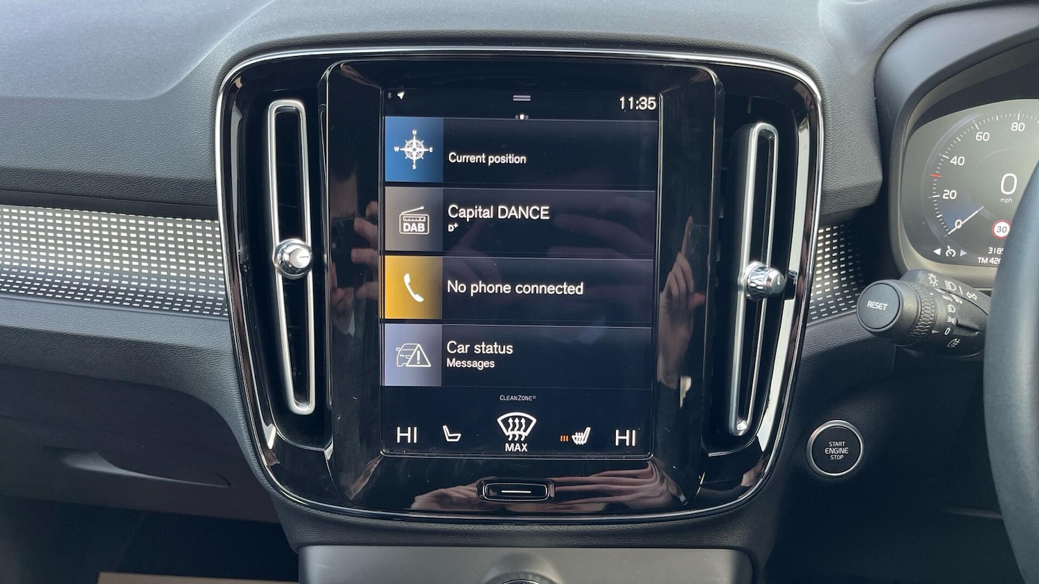 Used Volvo XC40 for sale - 76728995: Photo 15