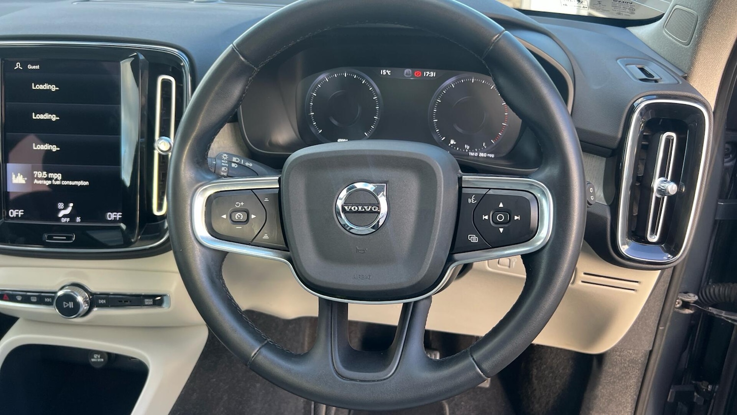 Used Volvo XC40 2021 for sale - 76041683: Photo 10