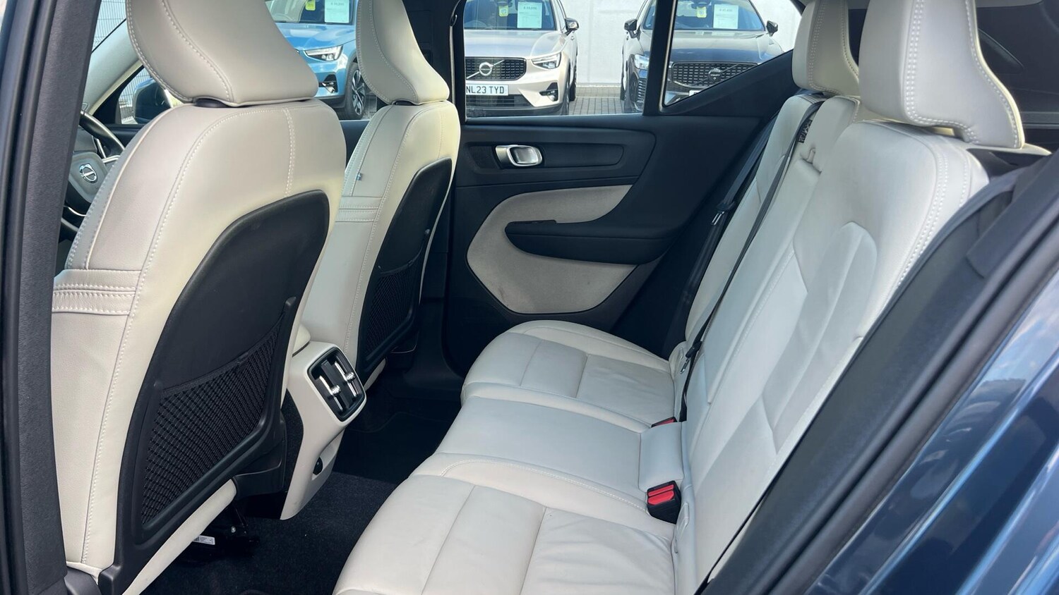 Used Volvo XC40 2021 for sale - 76041683: Photo 33