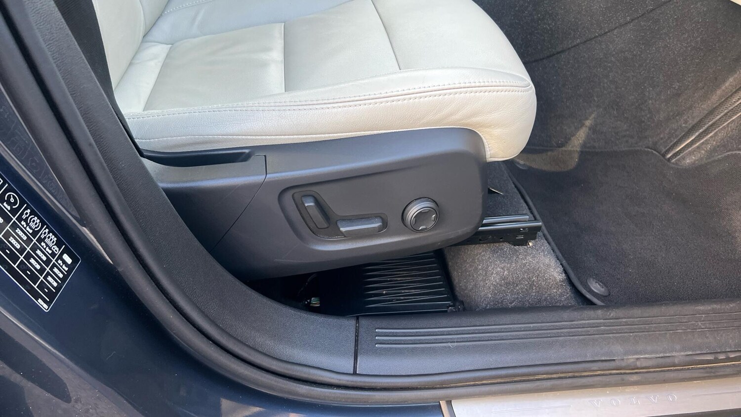 Used Volvo XC40 2021 for sale - 76041683: Photo 41