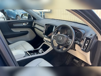 Used Volvo XC40 2021 for sale - 76041683: Photo 4