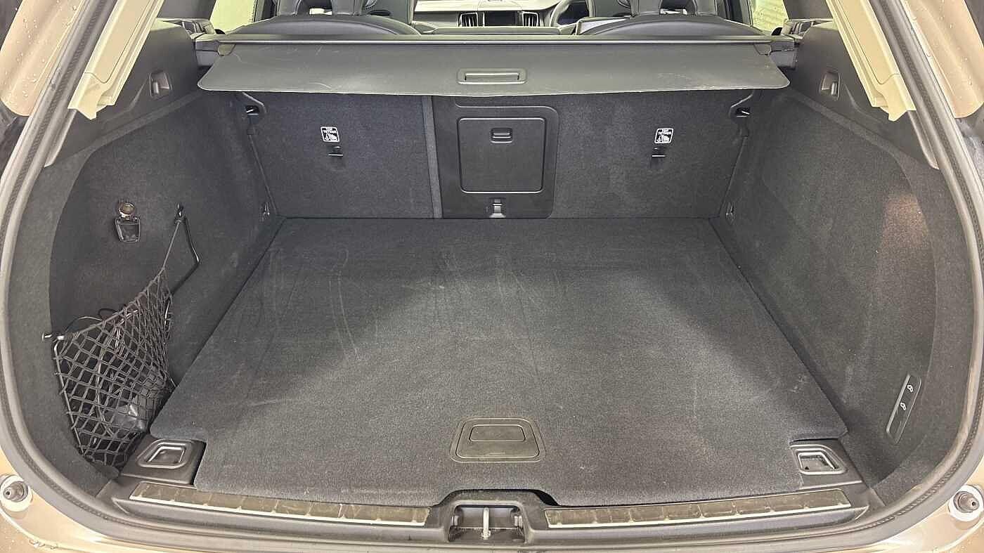 Used Volvo XC60 2025 for sale - 76499720: Photo 14