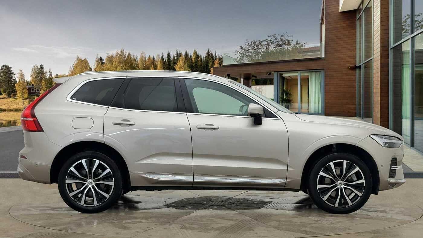 Used Volvo XC60 2025 for sale - 76499720: Photo 2