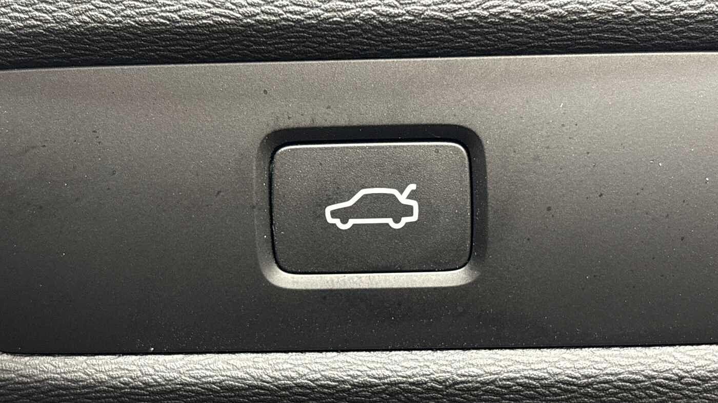 Used Volvo XC60 2025 for sale - 76499720: Photo 30