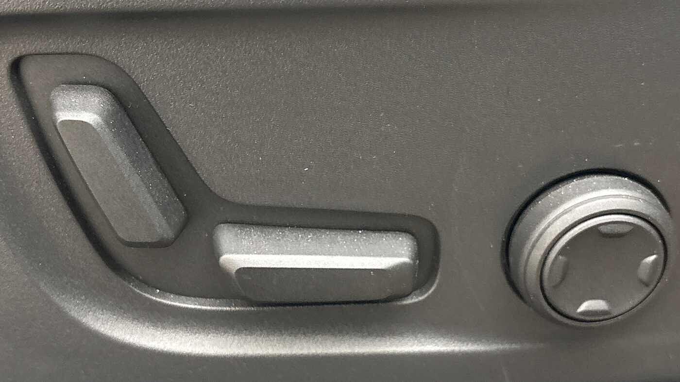 Used Volvo XC40 for sale - 77237616: Photo 27