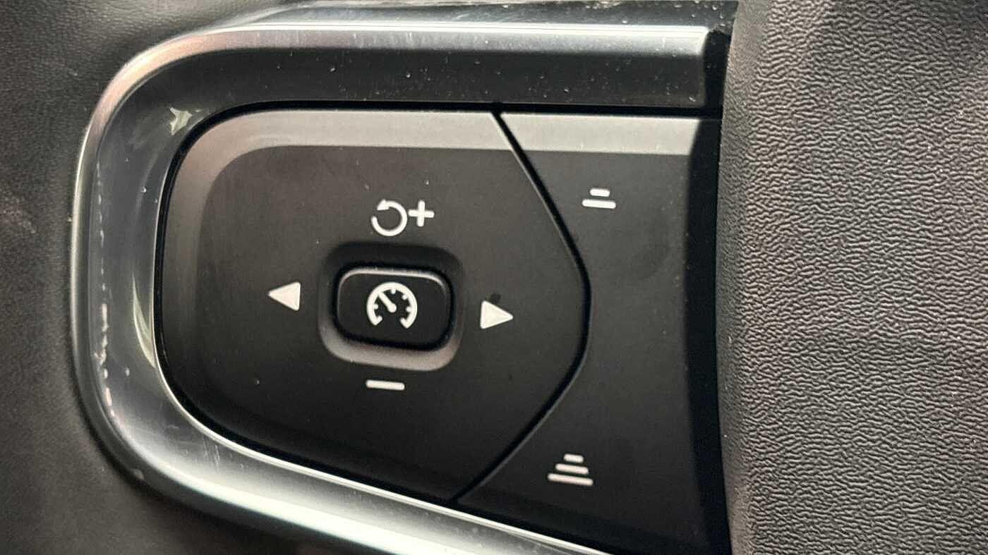 Used Volvo XC40 for sale - 77237616: Photo 30