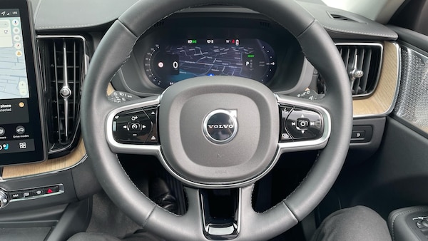 Used Volvo XC60 2025 for sale - 75291394: Photo 10