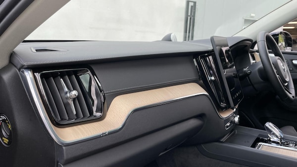 Used Volvo XC60 2025 for sale - 75291394: Photo 56