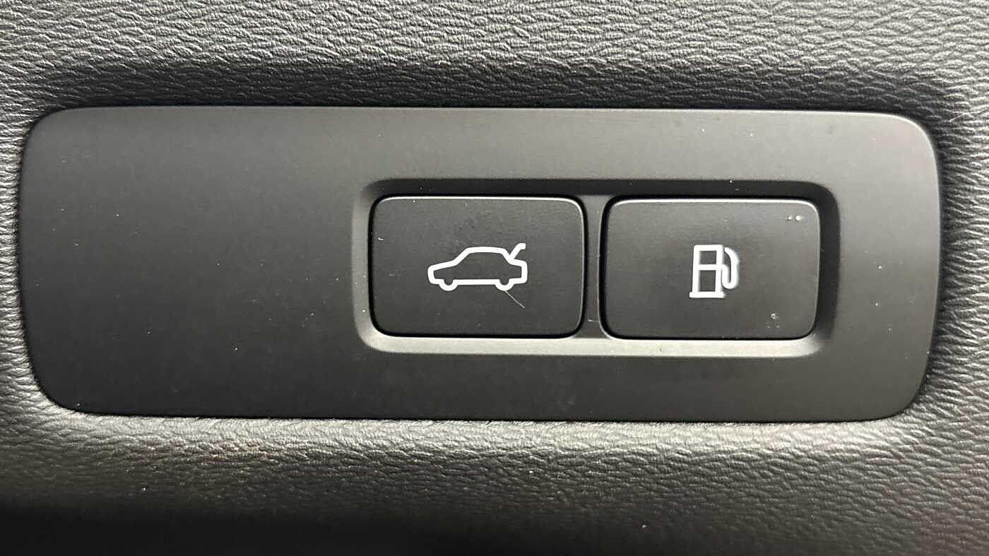 Used Volvo XC60 2025 for sale - 76499491: Photo 30