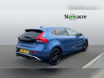 Used Volvo V40 2018 for sale - 79201774: Photo