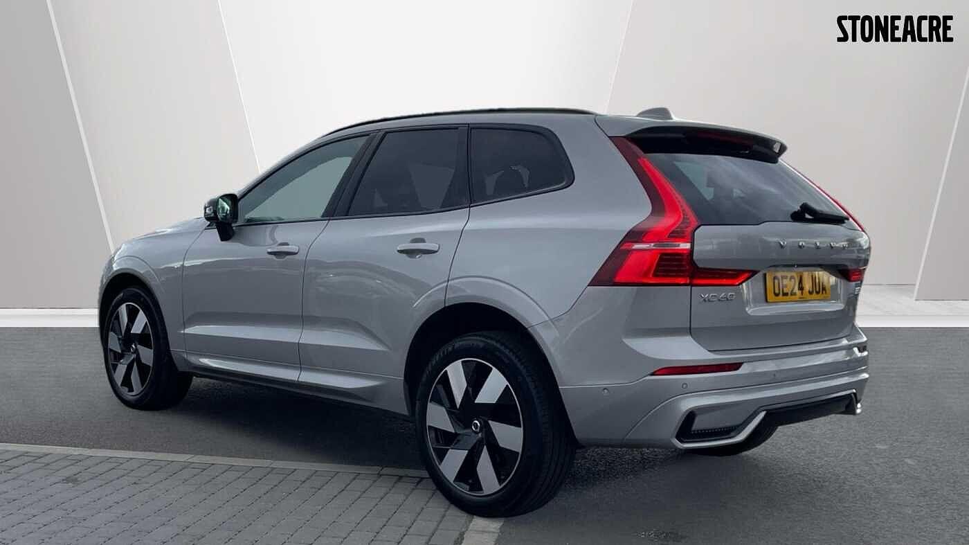 Used Volvo XC60 2024 for sale - 77230225: Photo 2