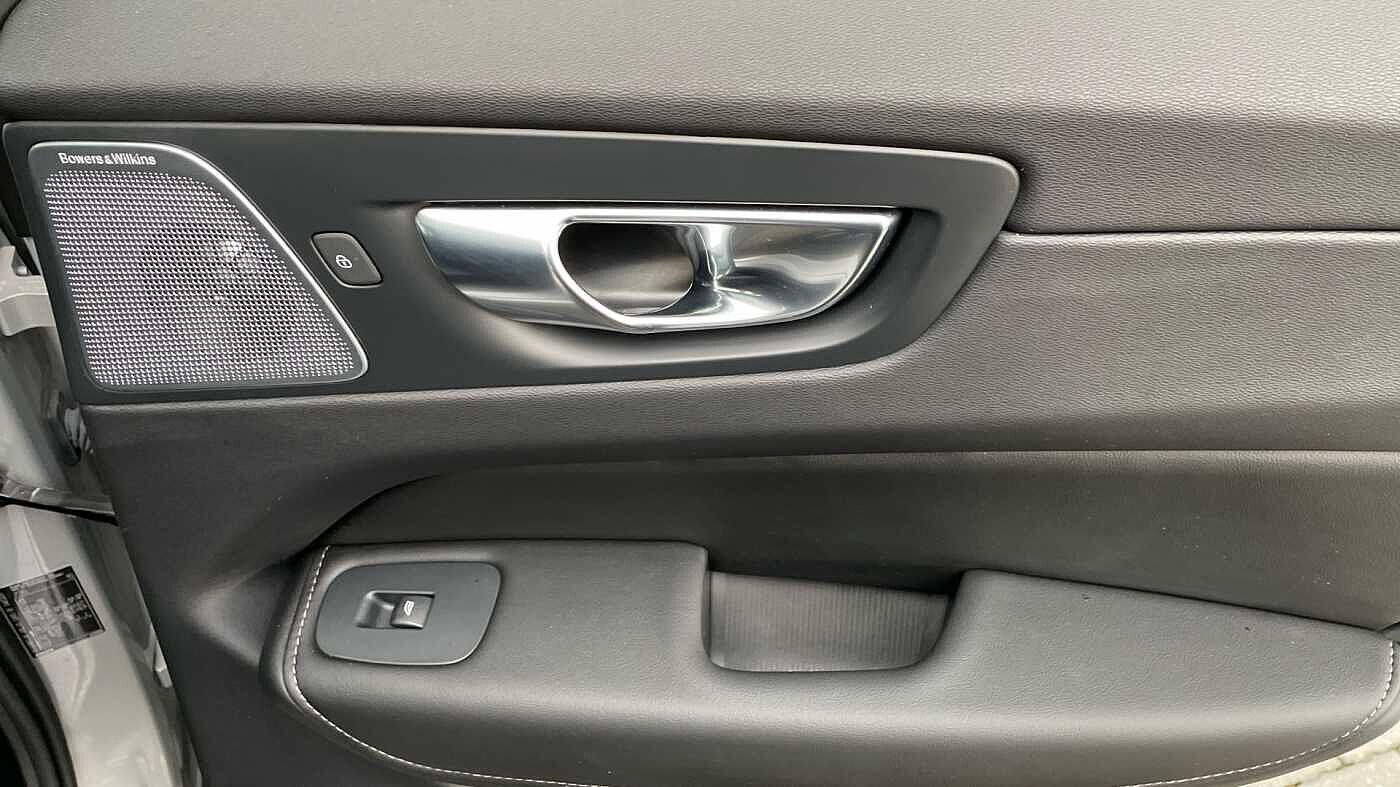 Used Volvo XC60 2024 for sale - 77230225: Photo 81