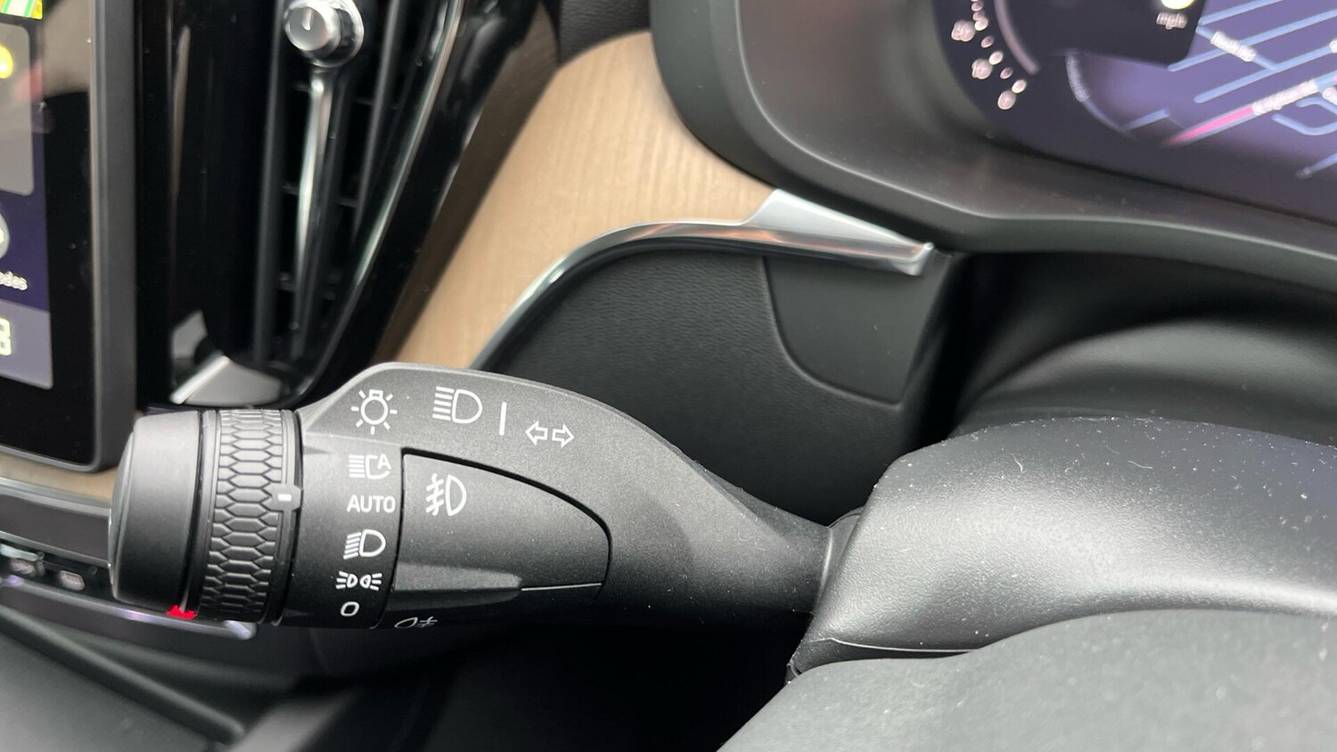 Used Volvo XC60 for sale - 77753161: Photo 19