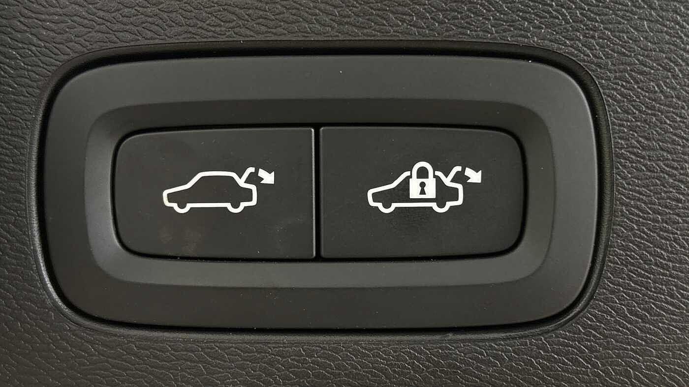 Used Volvo XC60 2025 for sale - 78048193: Photo 19