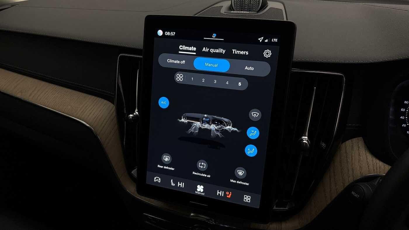 Used Volvo XC60 2025 for sale - 78048193: Photo 39