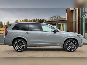 Used Volvo XC90 2025 for sale - 76499047: Photo