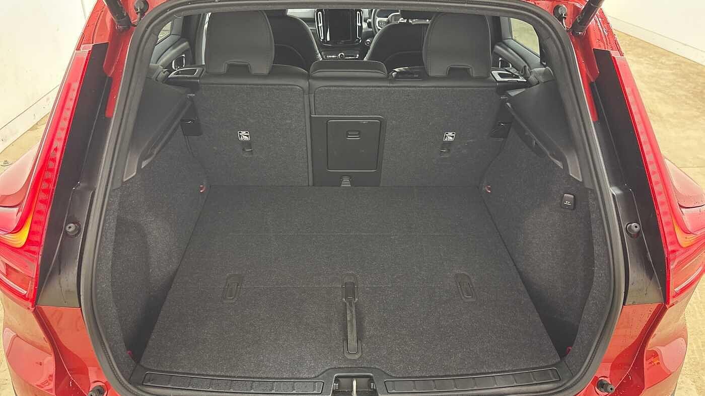 Used Volvo XC40 2025 for sale - 76498460: Photo 14