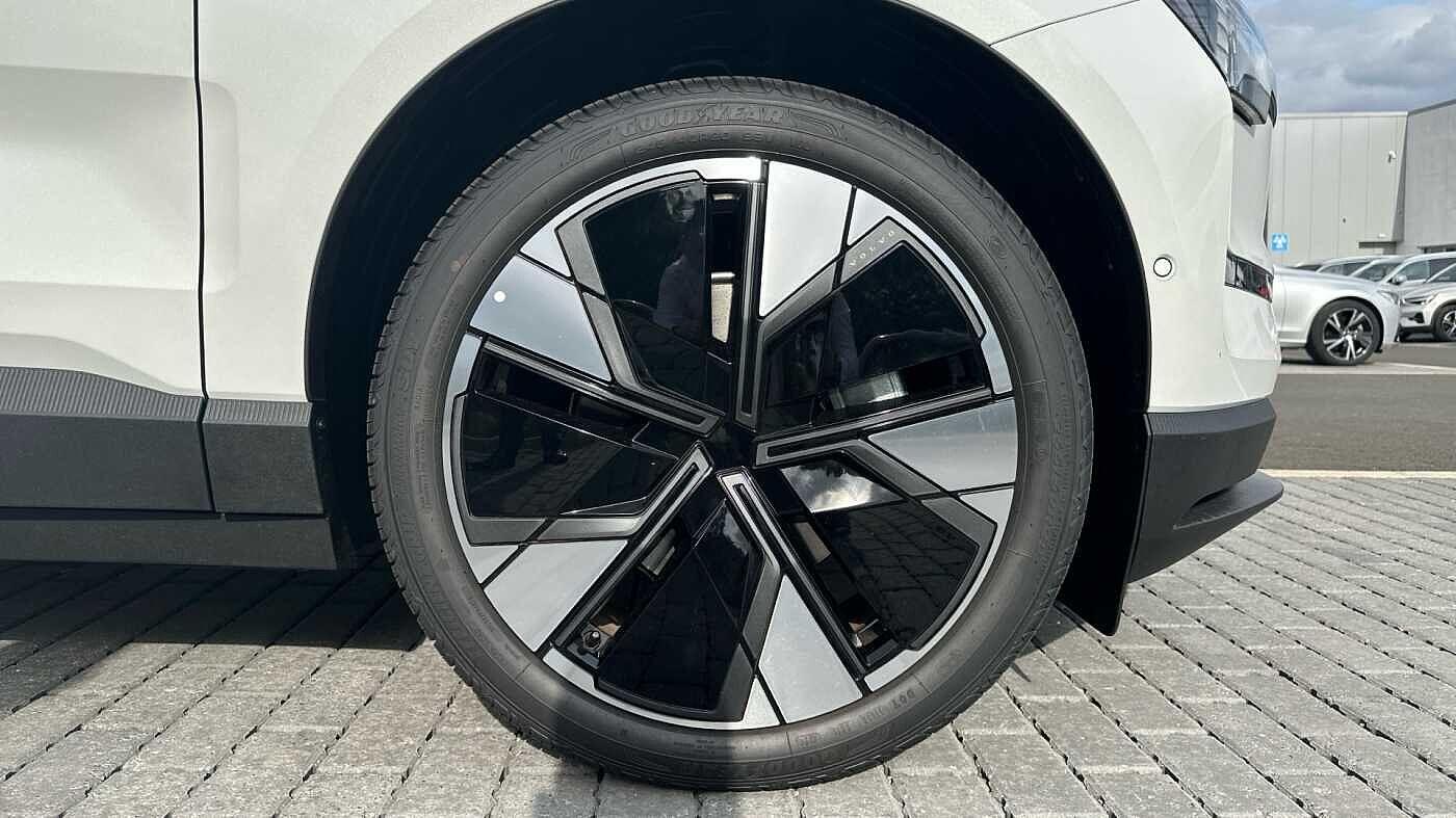 Used Volvo EX30 2025 for sale - 77683683: Photo 5