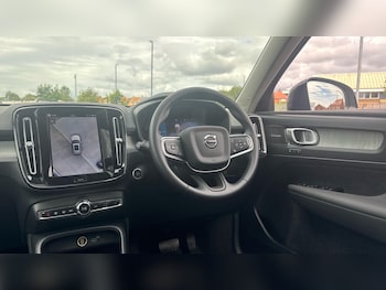 Used Volvo XC40 2025 for sale - 78988769: Photo