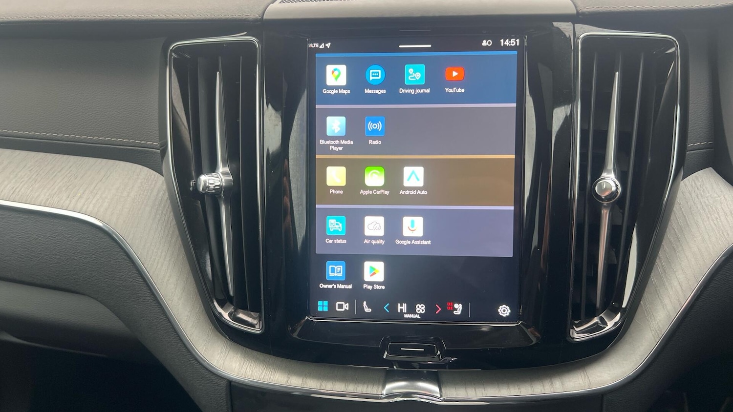 Used Volvo XC60 2025 for sale - 76996993: Photo 12