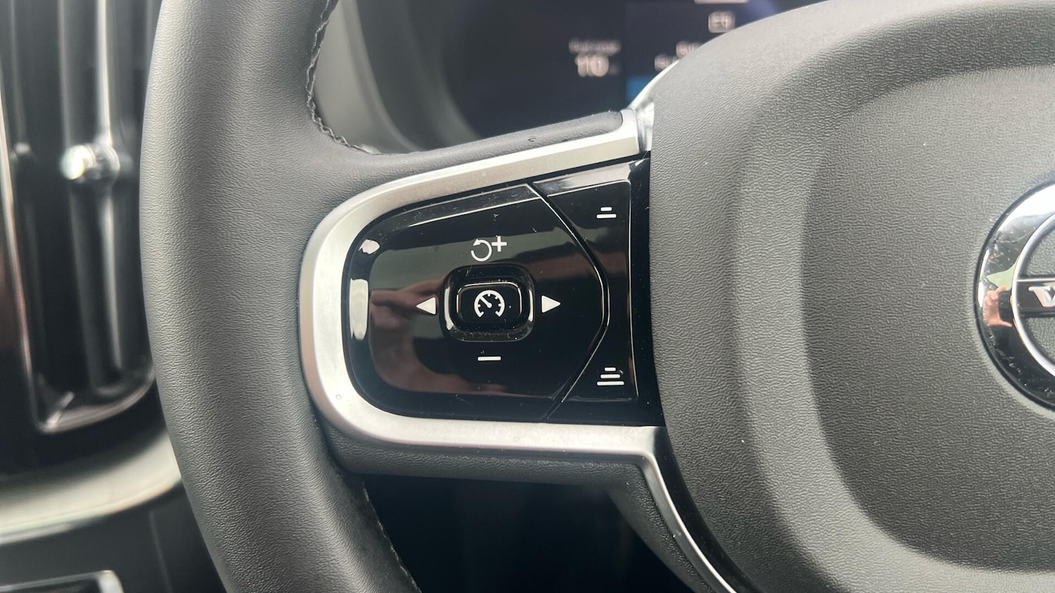 Used Volvo XC60 2025 for sale - 76996993: Photo 21