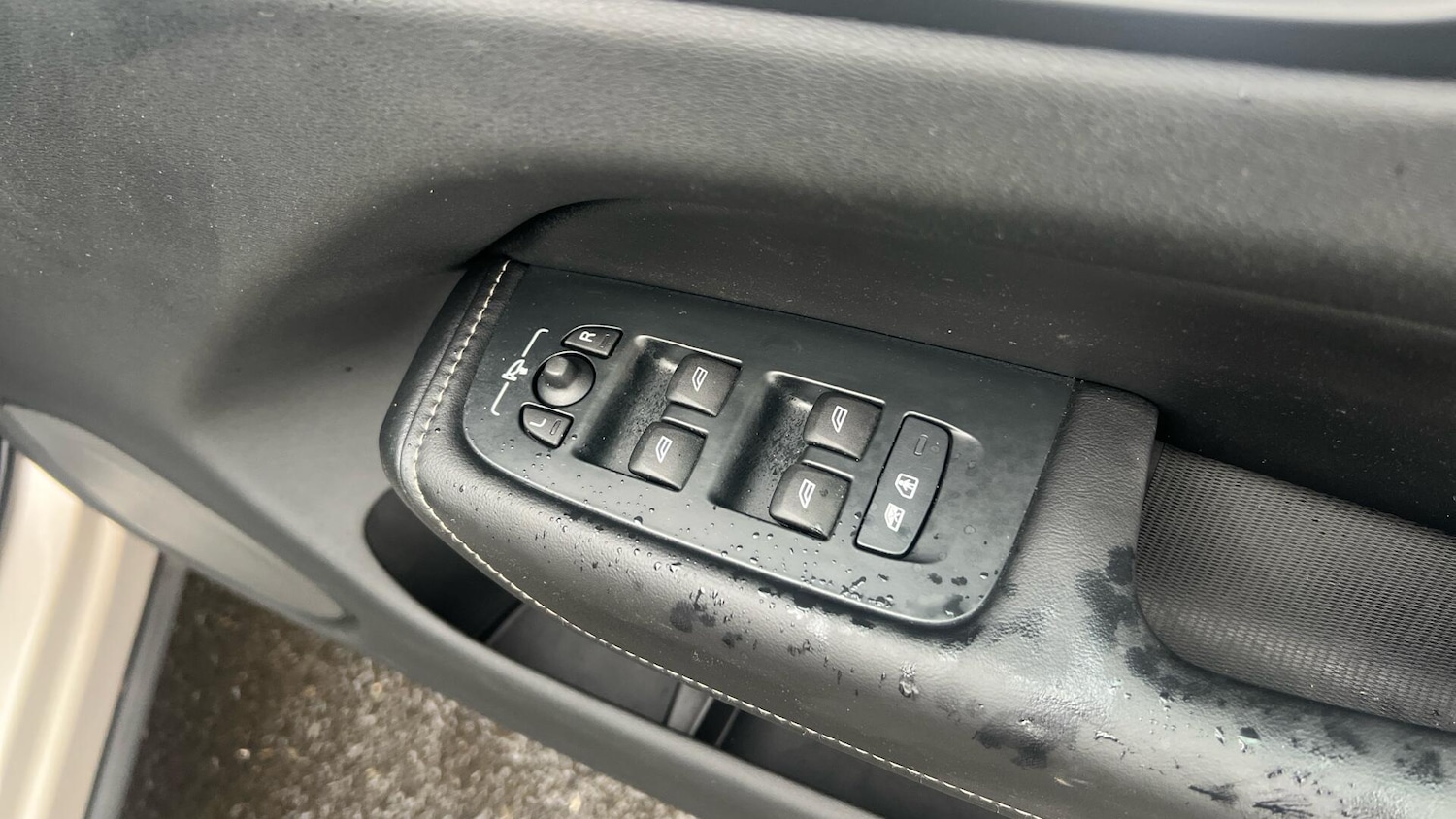 Used Volvo XC60 2025 for sale - 76996993: Photo 24