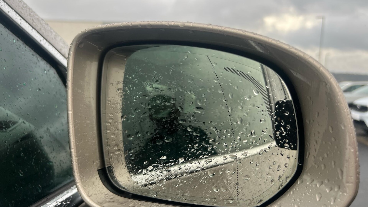 Used Volvo XC60 2025 for sale - 76996993: Photo 32