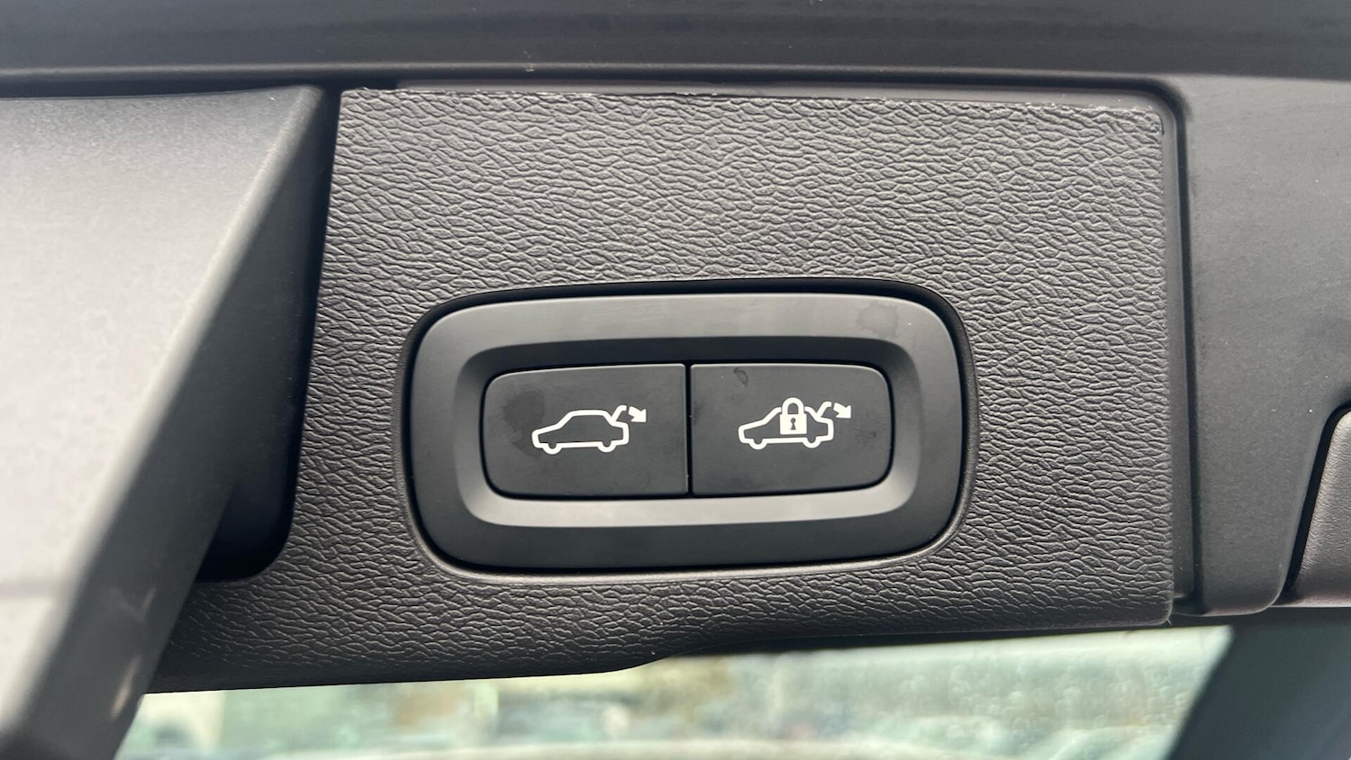 Used Volvo XC60 2025 for sale - 76996993: Photo 35