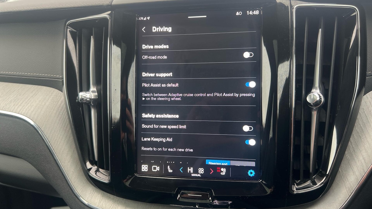 Used Volvo XC60 2025 for sale - 76996993: Photo 48