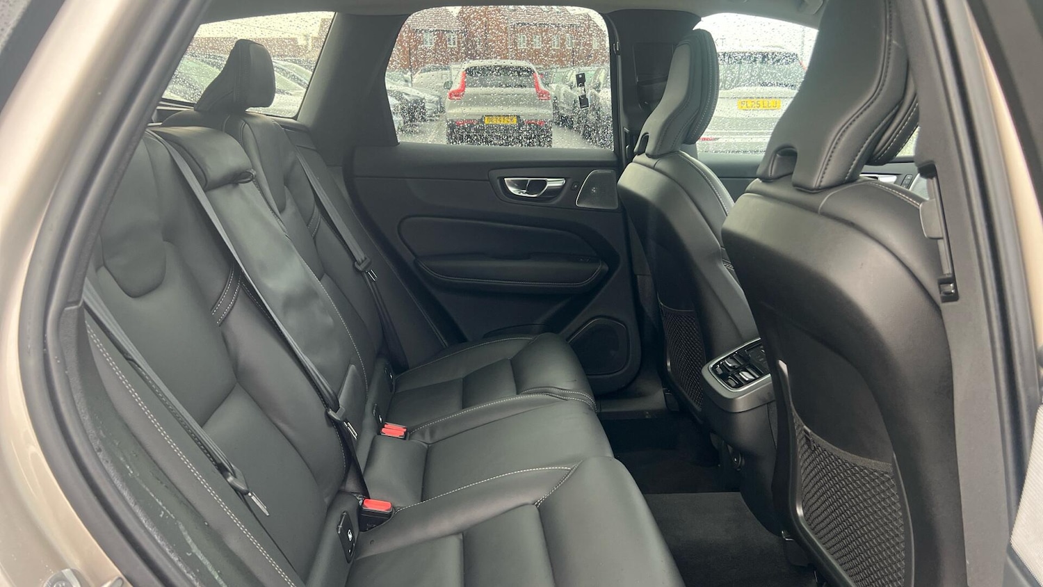 Used Volvo XC60 2025 for sale - 76996993: Photo 6