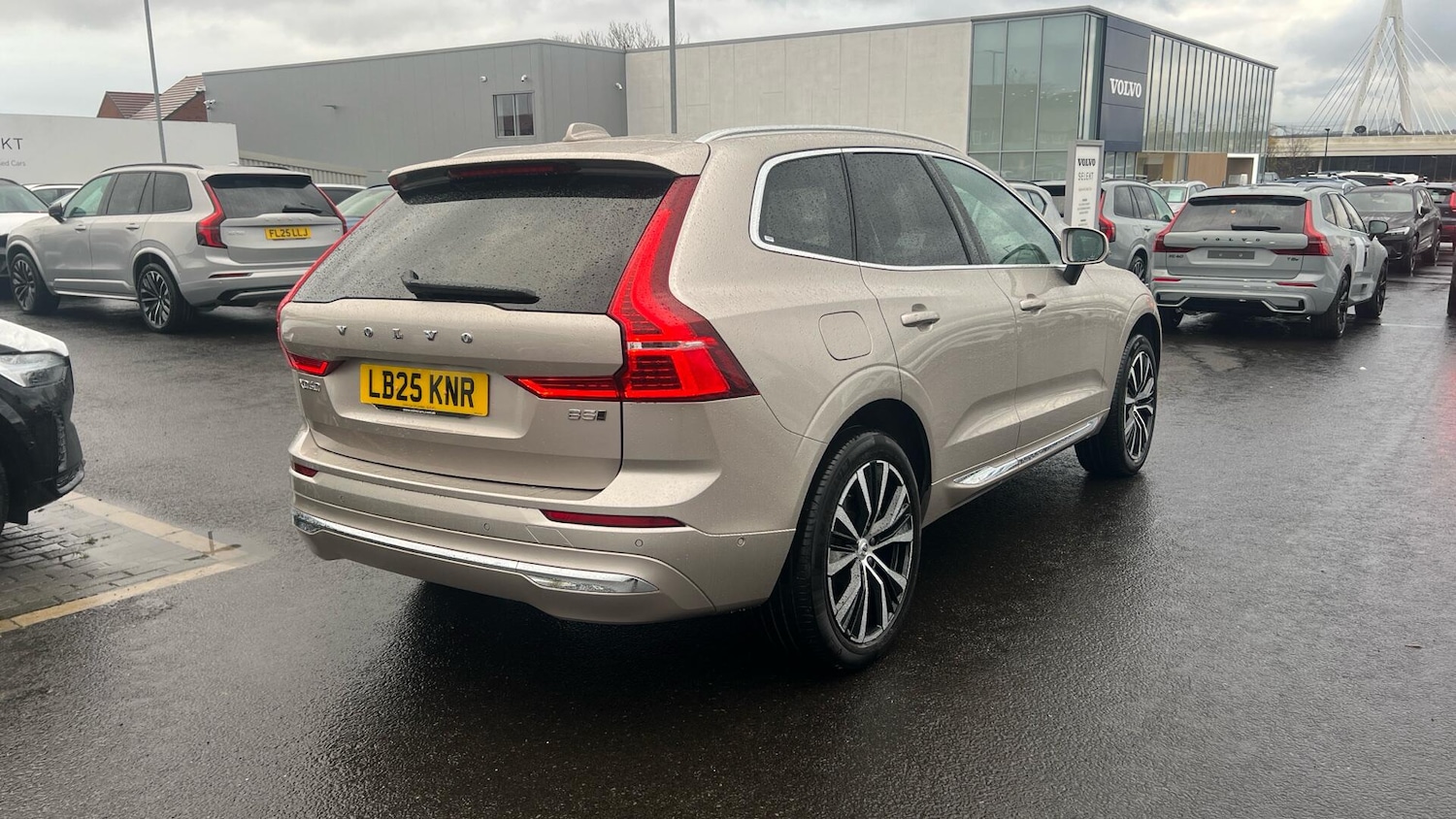 Used Volvo XC60 2025 for sale - 76996993: Photo 60
