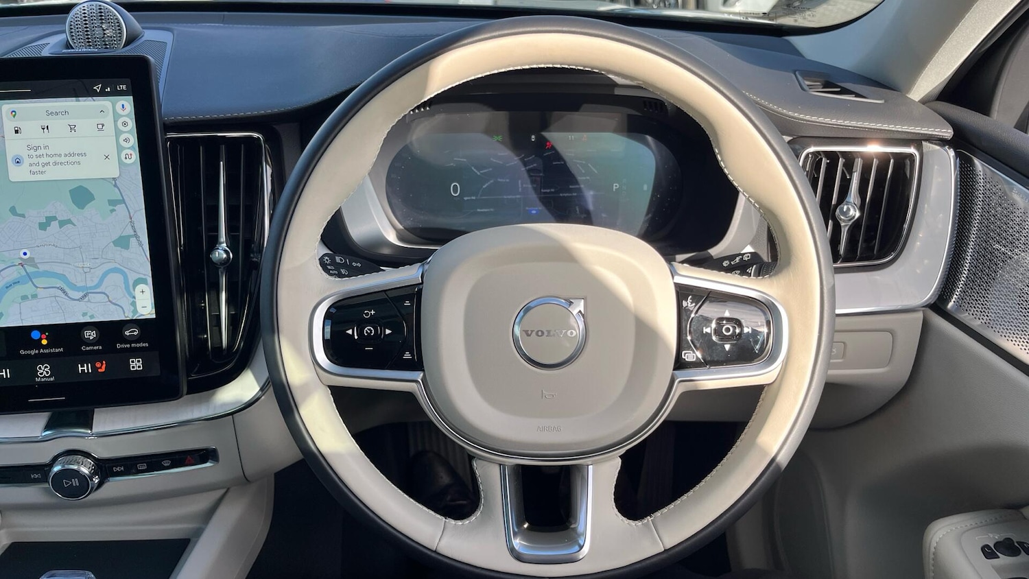 Used Volvo XC60 2025 for sale - 77940018: Photo 10