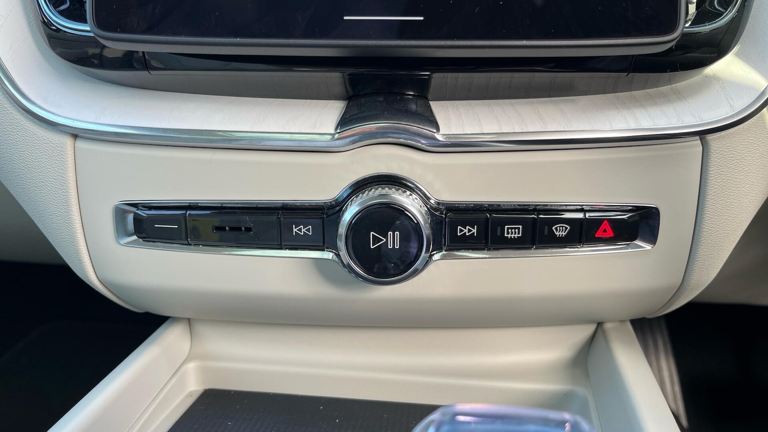 Used Volvo XC60 2025 for sale - 77940018: Photo 34