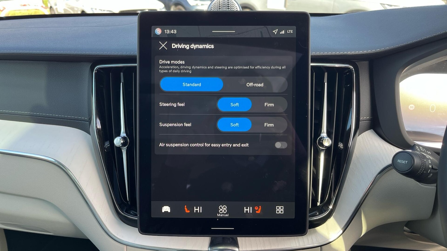 Used Volvo XC60 2025 for sale - 77940018: Photo 36