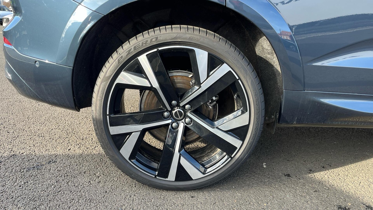 Used Volvo XC60 2025 for sale - 77940018: Photo 40