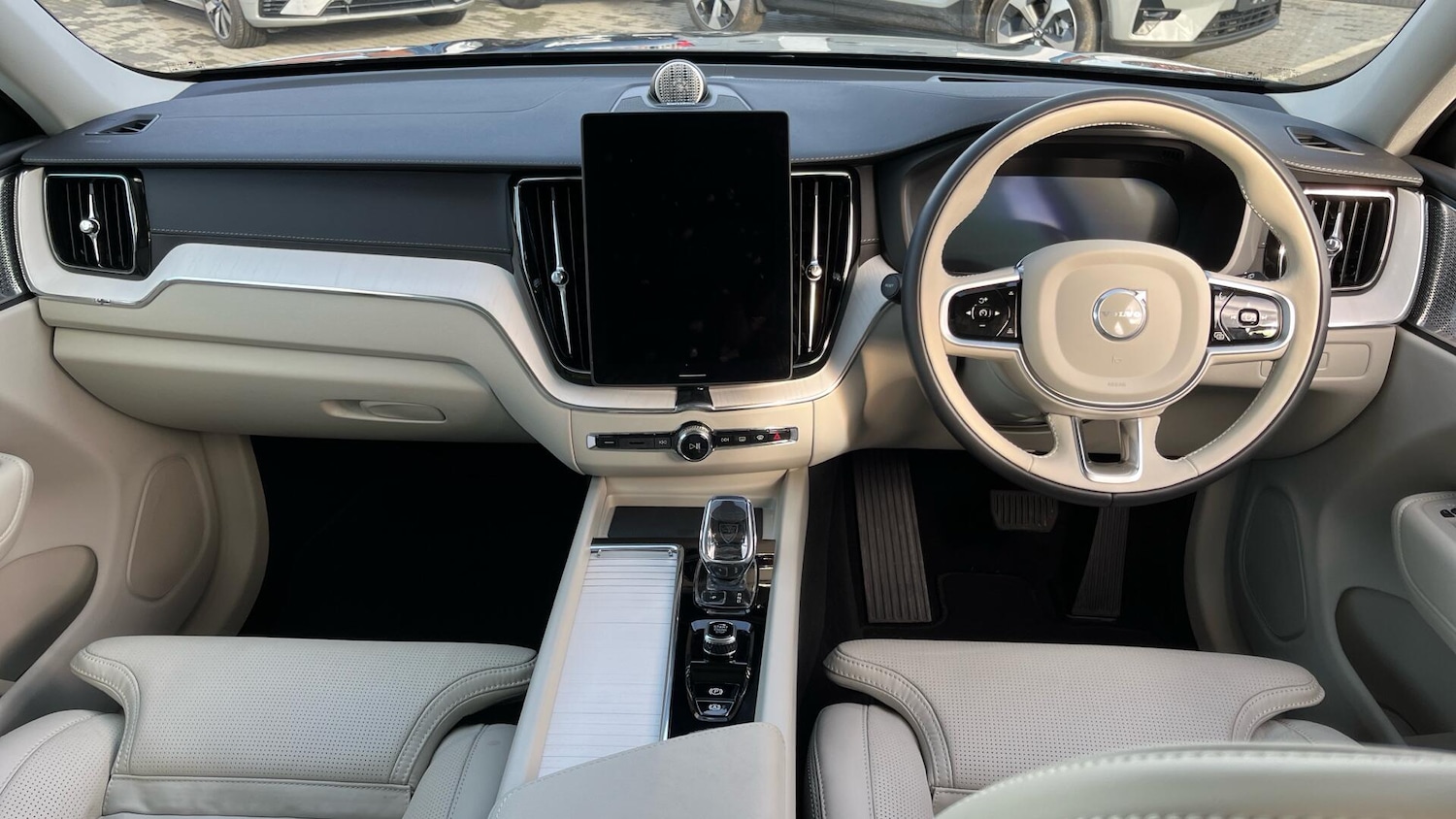 Used Volvo XC60 2025 for sale - 77940018: Photo 5