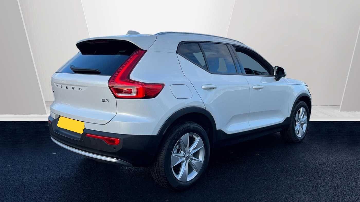 Used Volvo XC40 for sale - 77883410: Photo 2