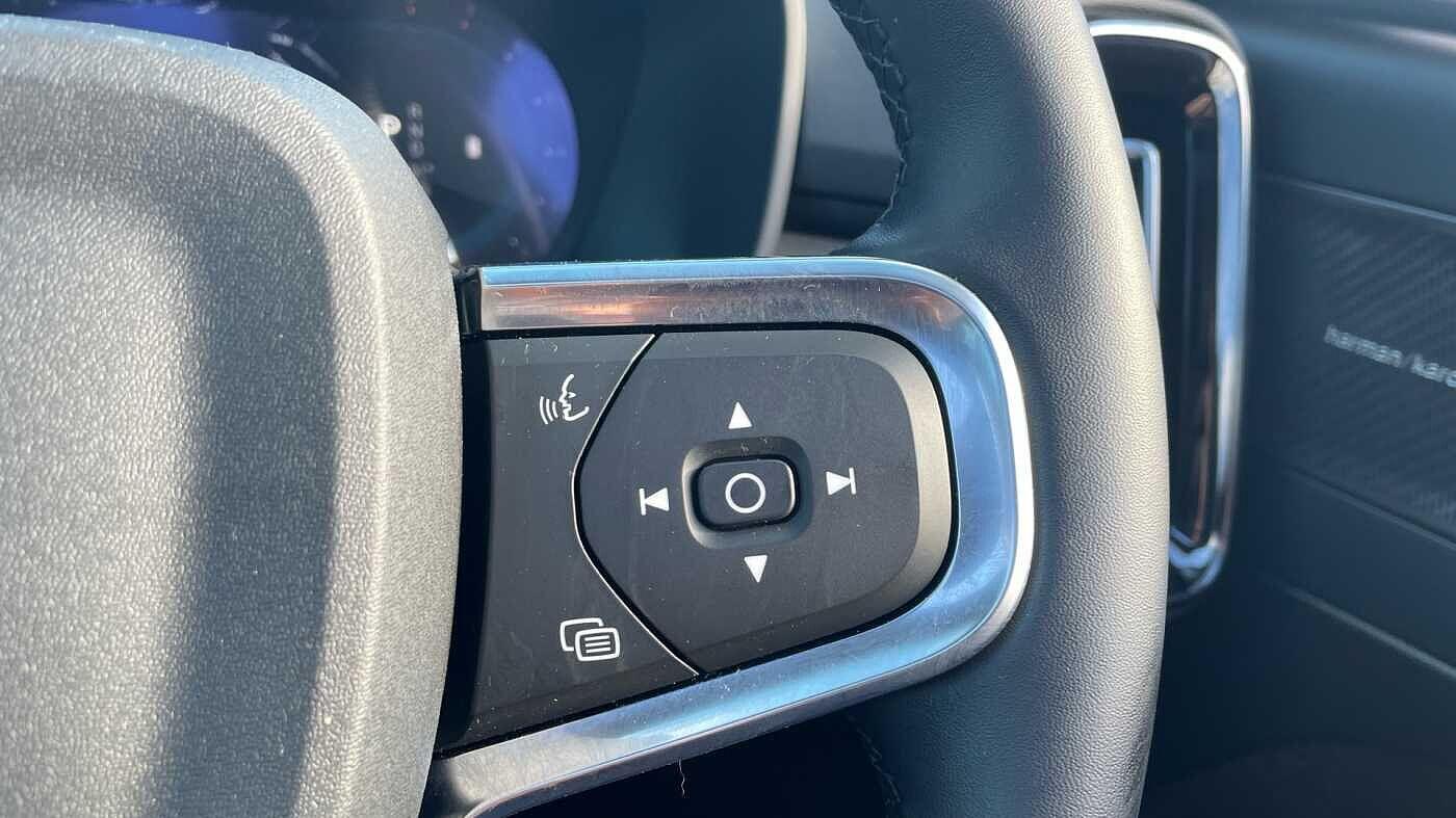 Used Volvo XC40 2024 for sale - 76240128: Photo 25