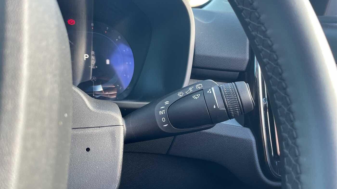 Used Volvo XC40 2024 for sale - 76240128: Photo 26