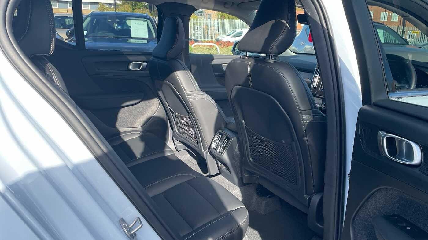 Used Volvo XC40 2024 for sale - 76240128: Photo 8